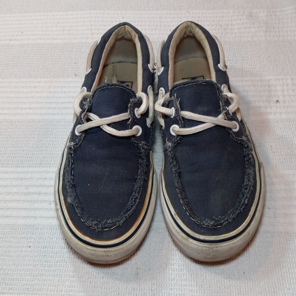 Vans Off The Wall Canvas Laced Shoe